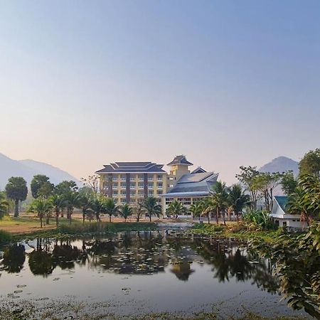 Phu Pha Phung Resort Suan Phueng Exteriér fotografie