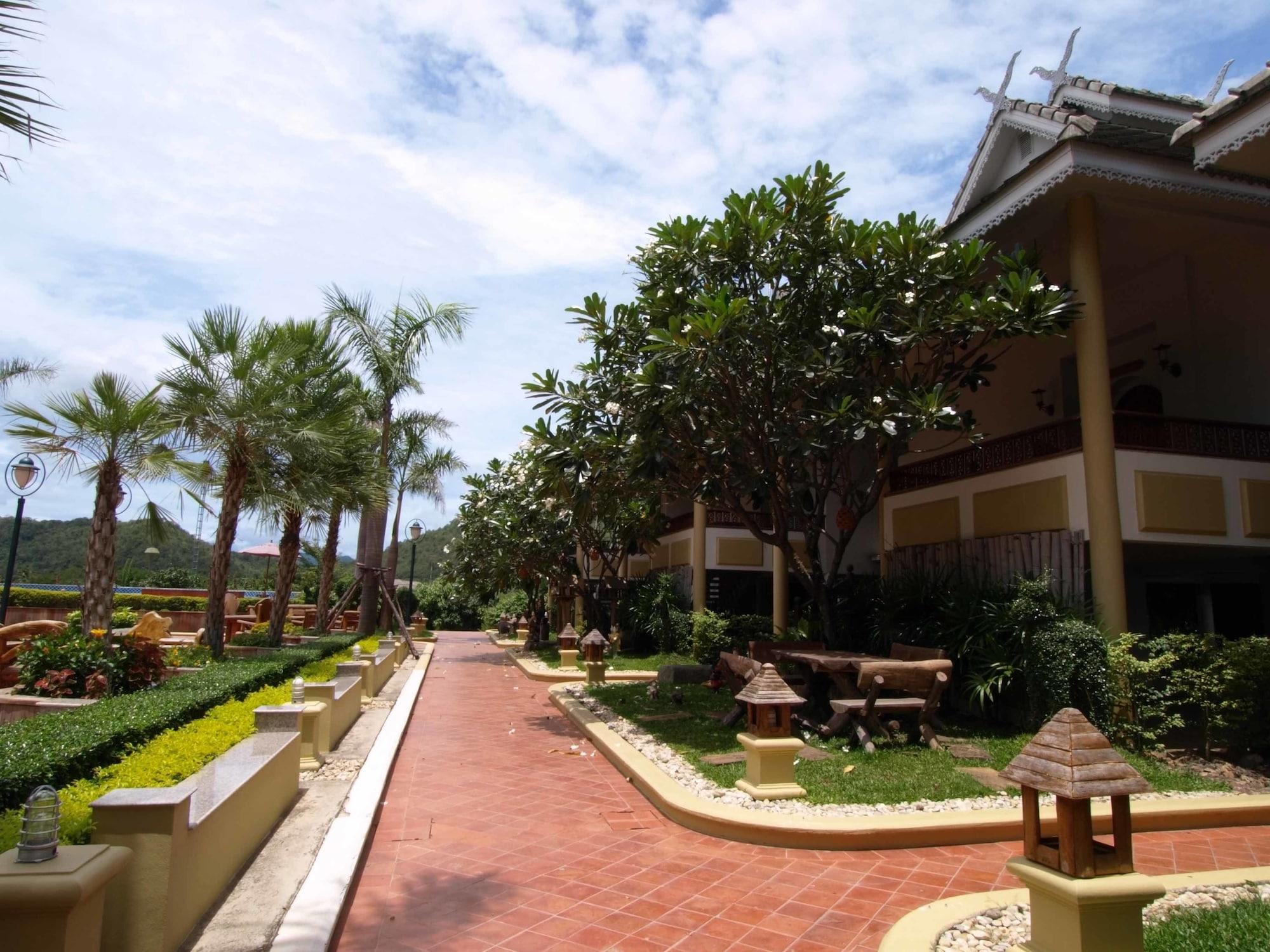 Phu Pha Phung Resort Suan Phueng Exteriér fotografie