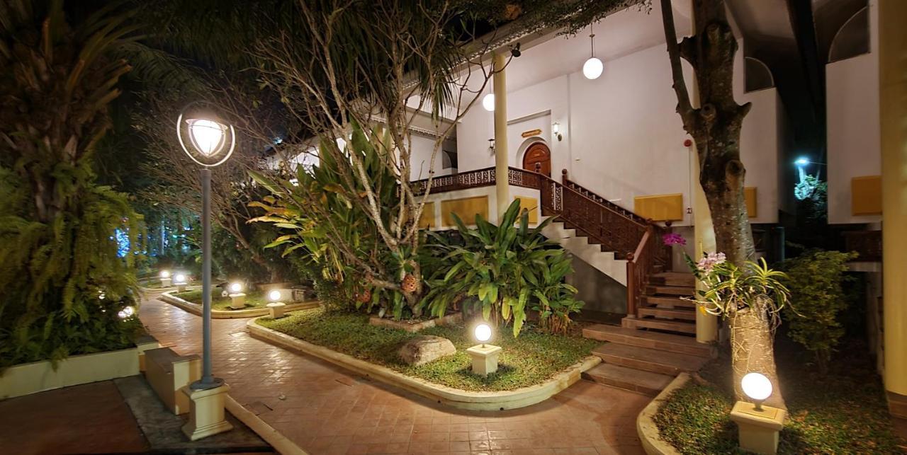 Phu Pha Phung Resort Suan Phueng Exteriér fotografie