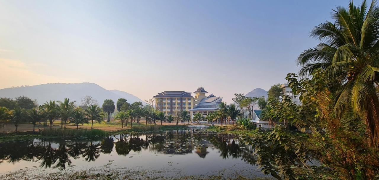 Phu Pha Phung Resort Suan Phueng Exteriér fotografie